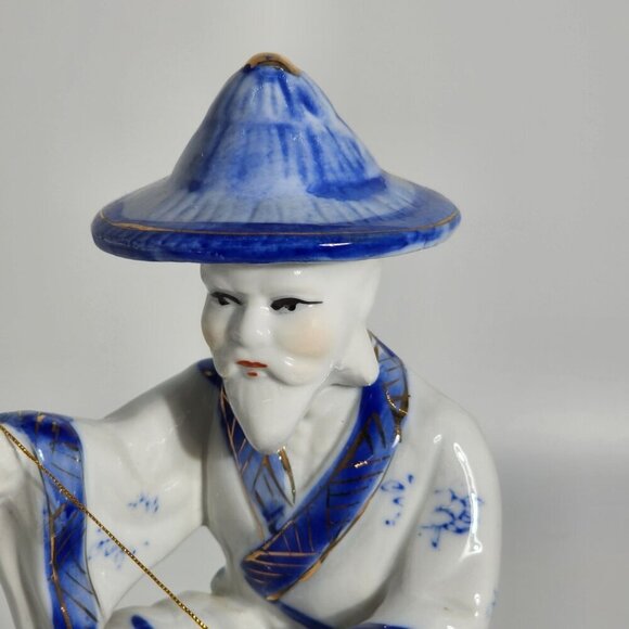 Blue White Porcelain Fisherman Figurine With Fishing Pole Fish On Base Vintage - Picture 5 of 12